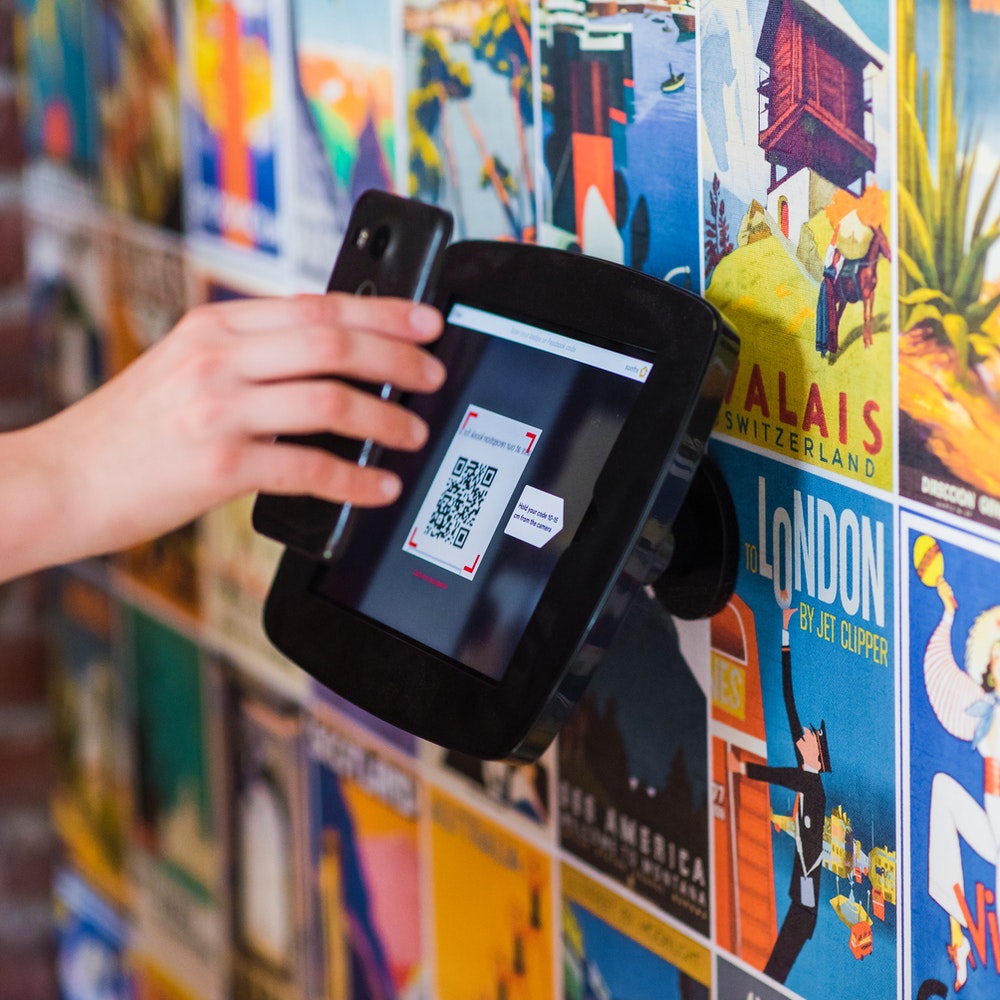 Registro y distribución de la información y documentación convencional o electrónica